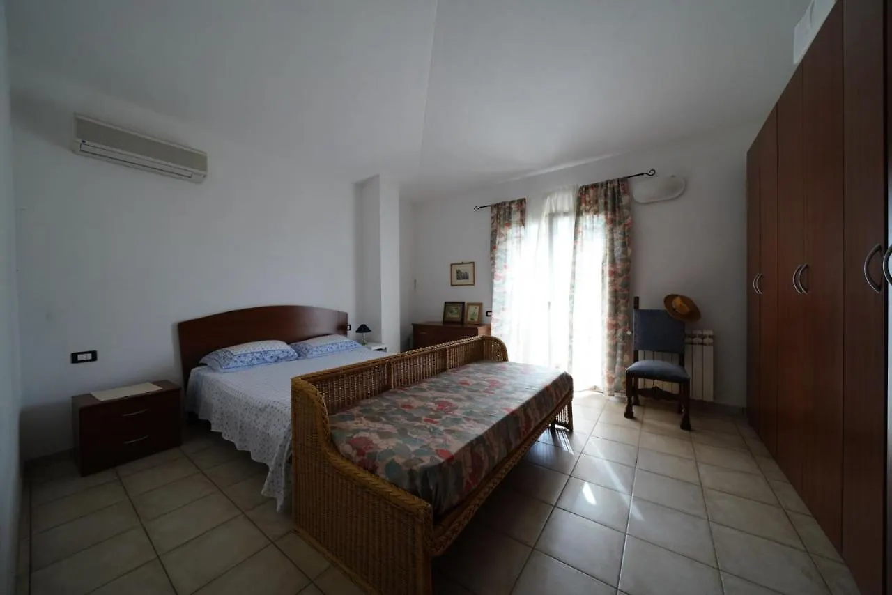 Casa Del Mar Portopino, Primo Piano, Appartamento In Villa Sant'Anna Arresi 0*,
