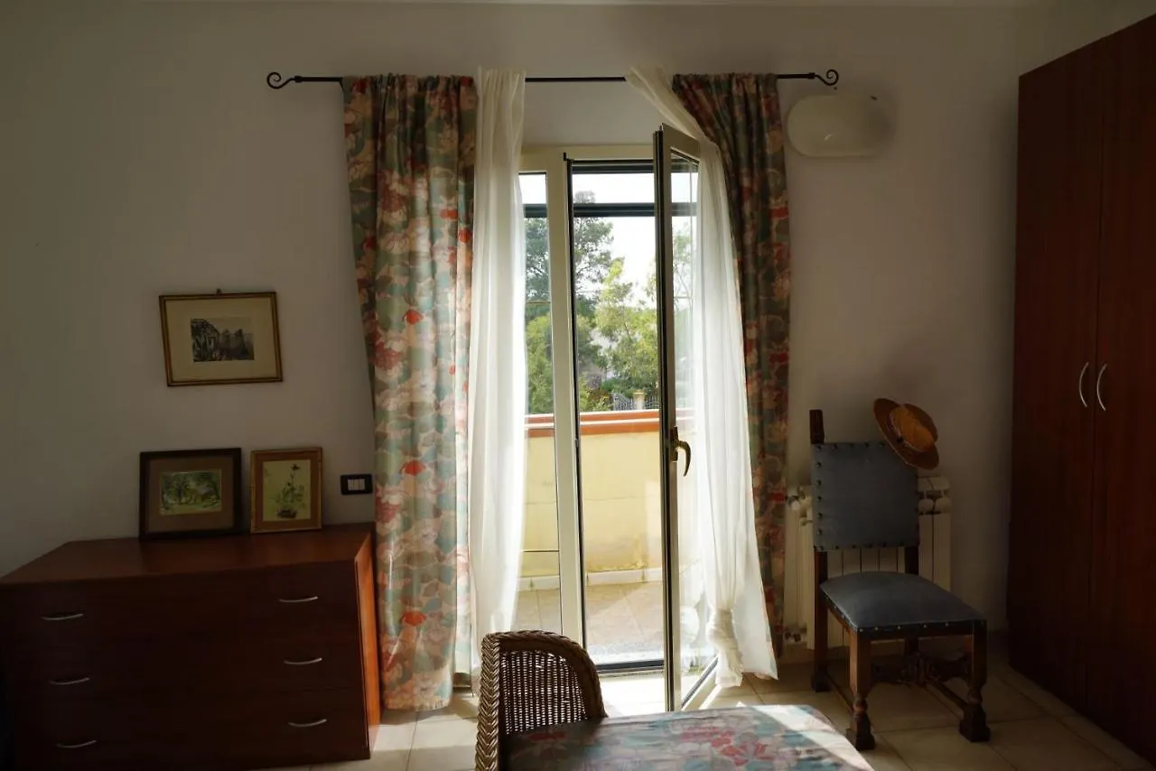 Holiday home Casa Del Mar Portopino, Primo Piano, Appartamento In Villa Sant'Anna Arresi